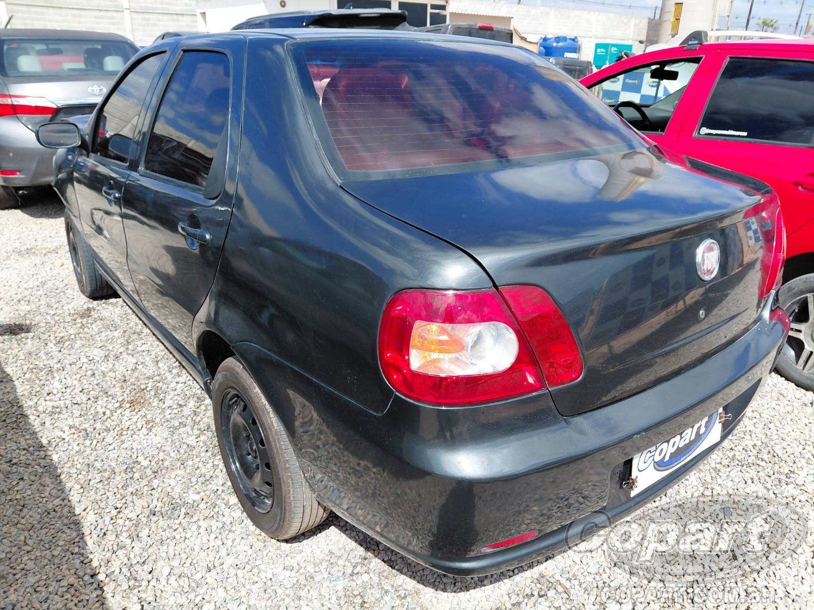 Foto 3: 2010 FIAT SIENA