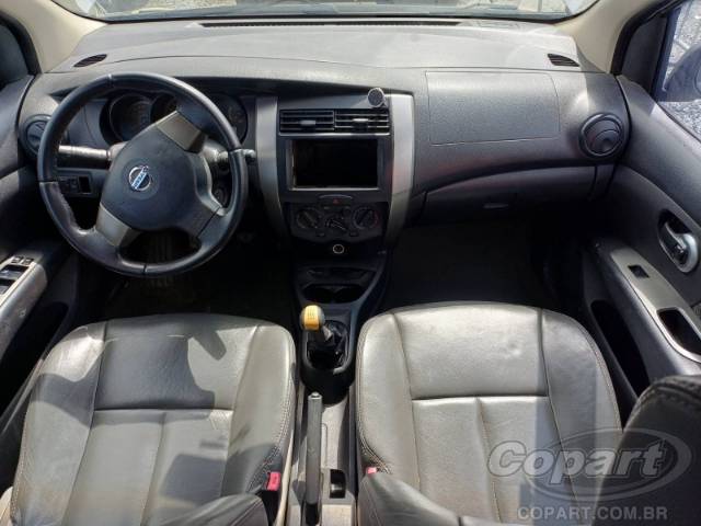 2012 NISSAN LIVINA 