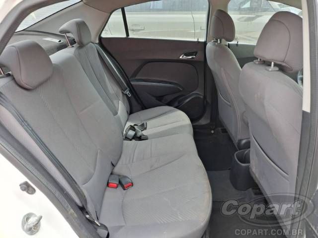 2014 HYUNDAI HB20S 