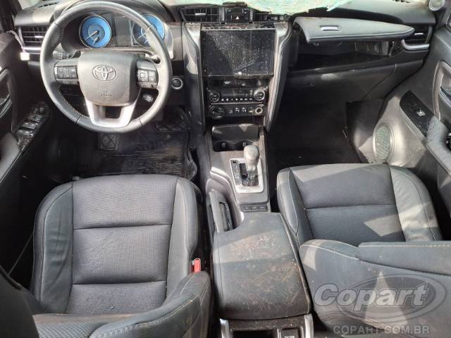 2024 TOYOTA SW4 