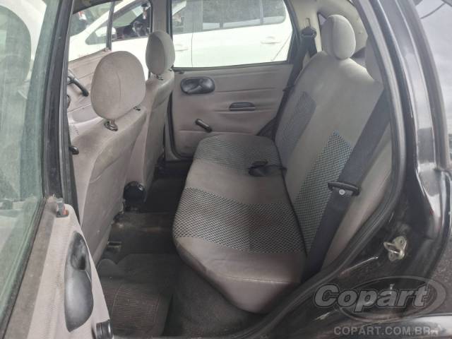 2011 CHEVROLET CLASSIC 