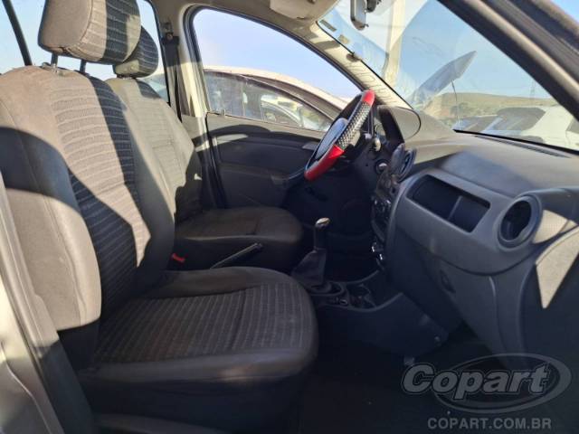 2013 RENAULT SANDERO 