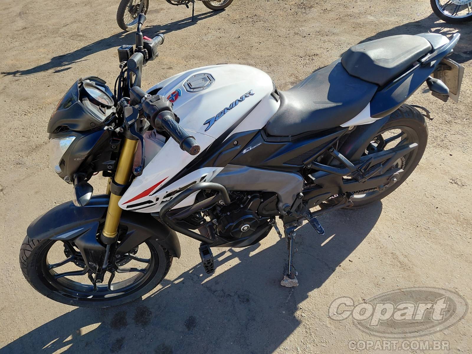 Foto 2: 2024 BAJAJ DOMINAR