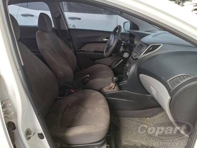 2016 HYUNDAI HB20S 