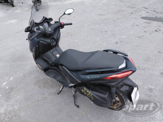 2024 YAMAHA XMAX 