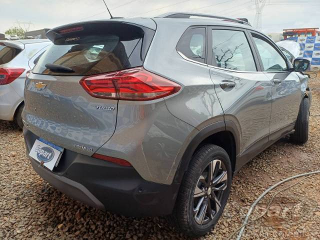 2025 CHEVROLET TRACKER 