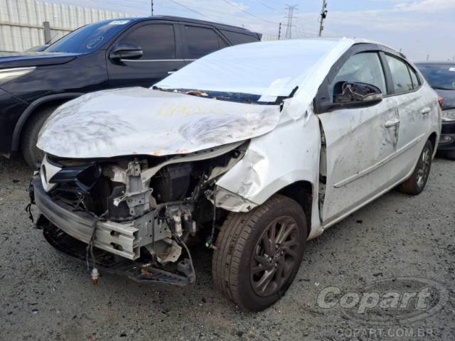 2023 TOYOTA YARIS SEDA 