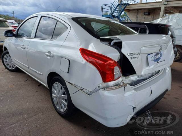 2020 NISSAN VERSA 