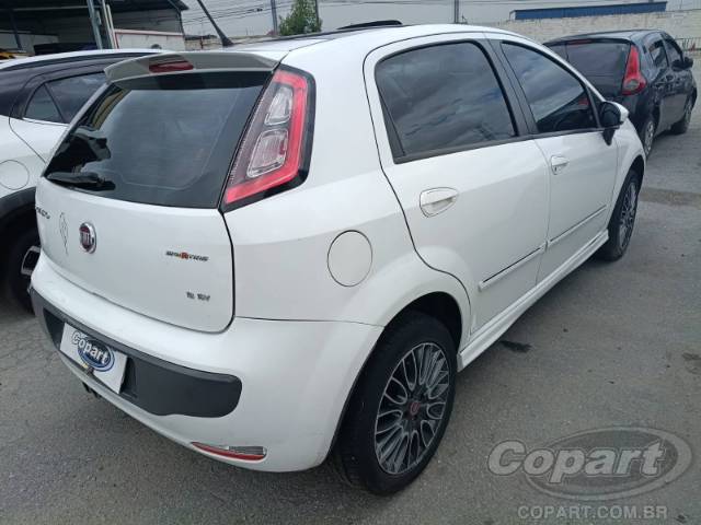 2013 FIAT PUNTO 