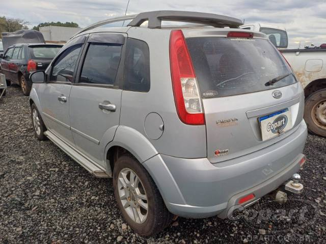 2010 FORD FIESTA 