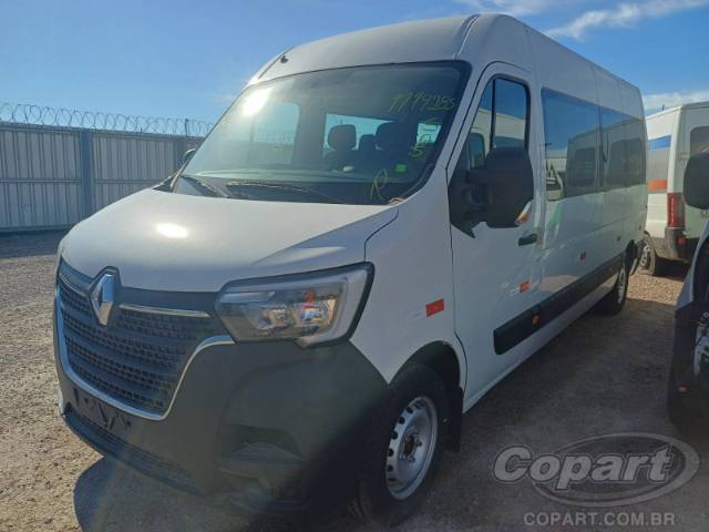 2026 RENAULT MASTER 
