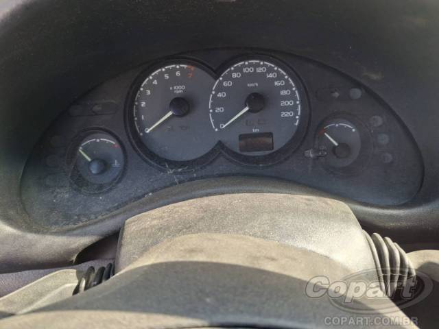2005 CHEVROLET CLASSIC 