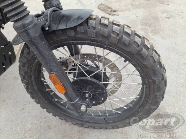 2023 ROYAL ENFIELD SCRAM 