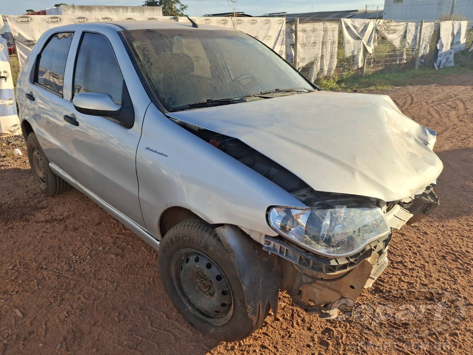 Fiat Palio 2010 em leilão