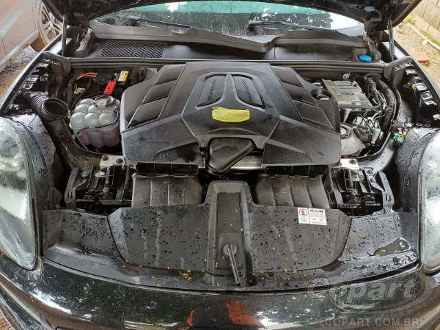 2023 PORSCHE CAYENNE COUPE 