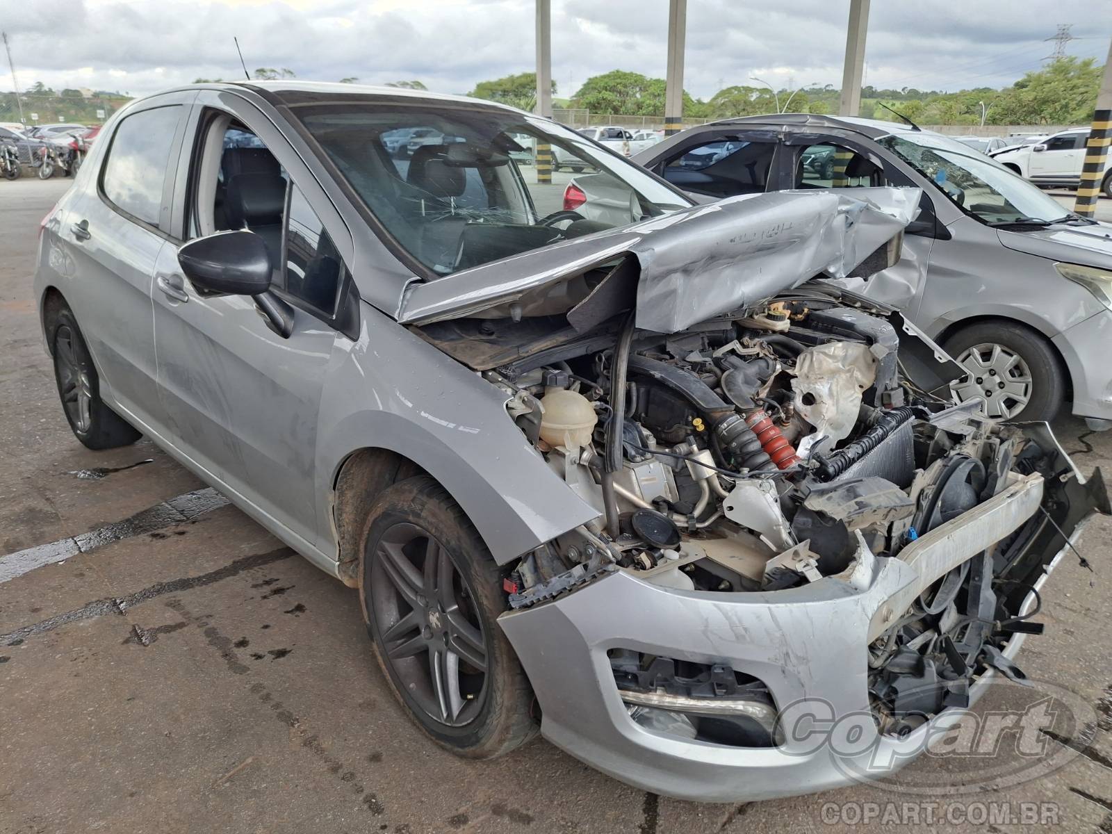 Veículo Peugeot 308 Peugeot 308 1.6 Turbo 2015 em leilão