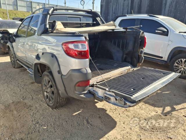 2014 FIAT STRADA CD 
