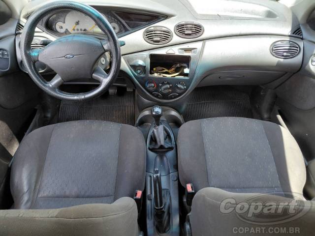 2005 FORD FOCUS 