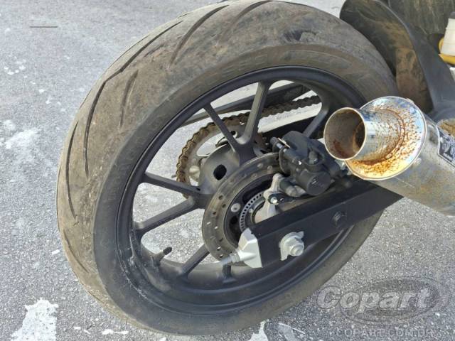 2025 HONDA CB 300F 