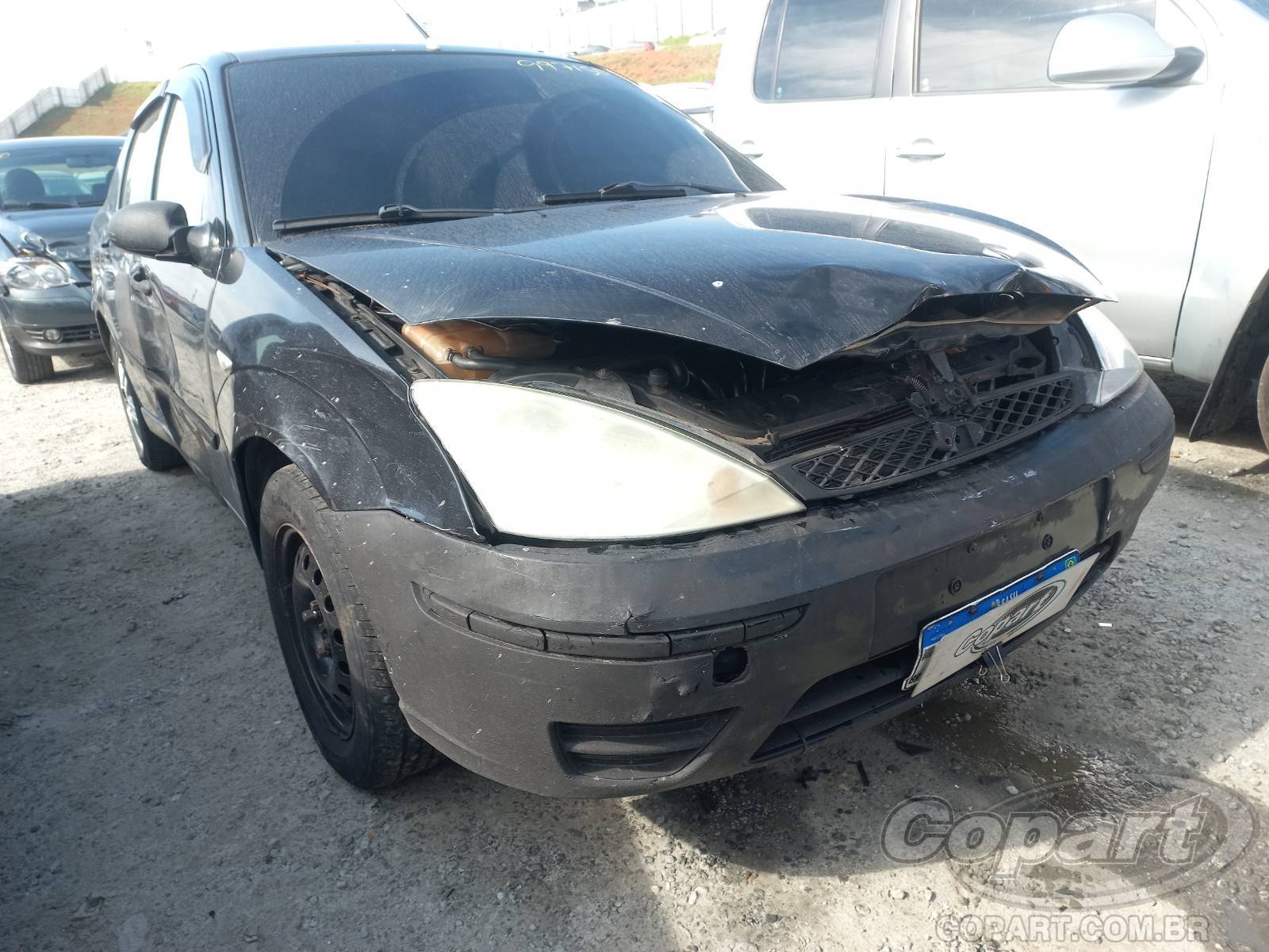 Veículo Ford Focus FORD FOCUS SEDAN 2006 Colisão 2006 em leilão