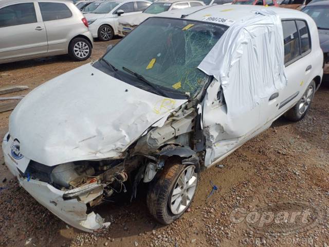 2014 RENAULT CLIO 