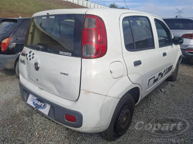 2016 FIAT UNO 