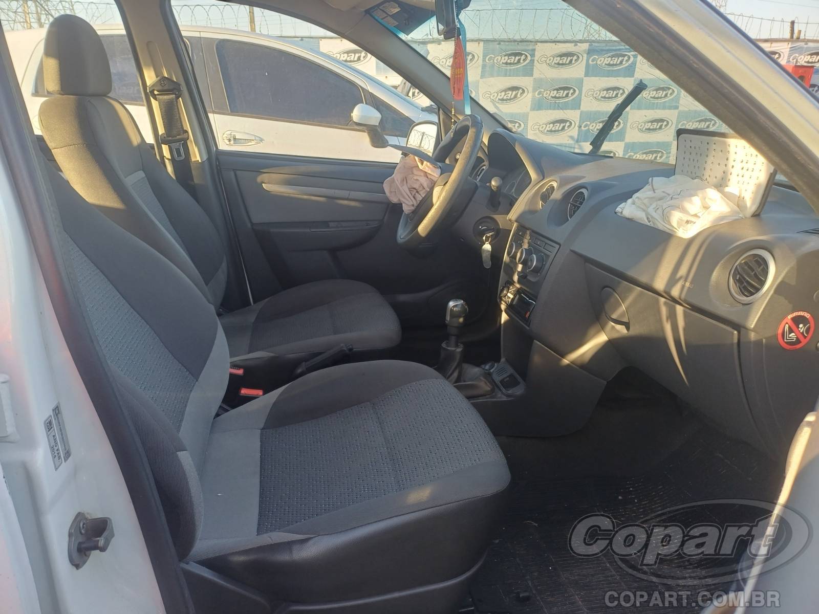 2014 CHEVROLET CELTA — foto 5 de 11