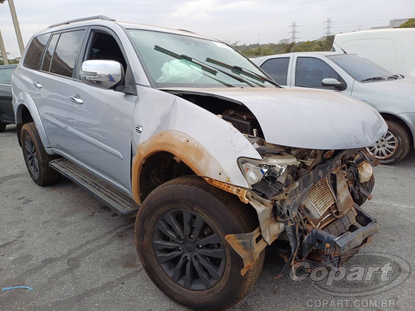 Veículo Mitsubishi Pajero MITSUBISHI PAJERO DAKAR 2014 Diesel 2014 em leilão