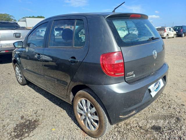 2014 VOLKSWAGEN FOX 