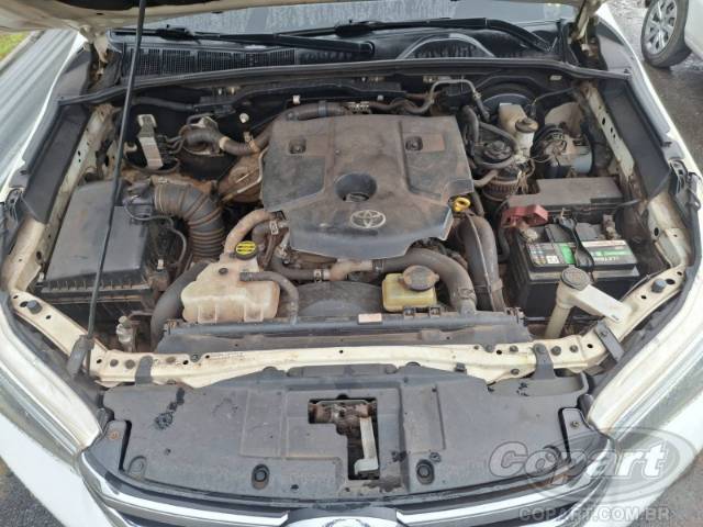 2016 TOYOTA HILUX CD 