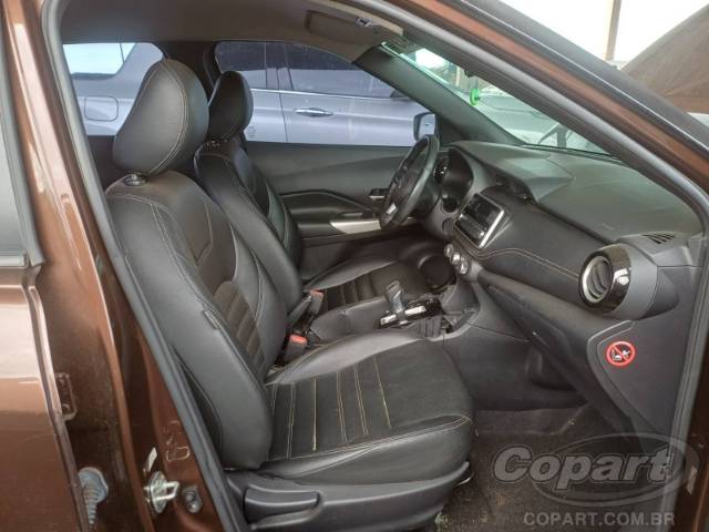 2021 NISSAN KICKS 