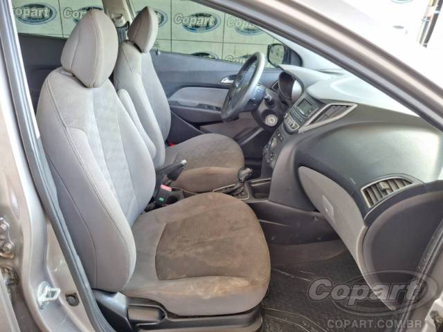 2016 HYUNDAI HB20S 