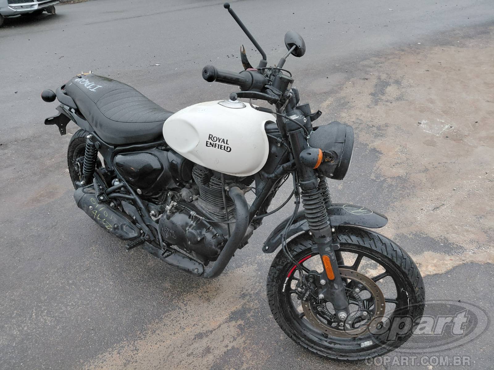 2025 ROYAL ENFIELD HUNTER