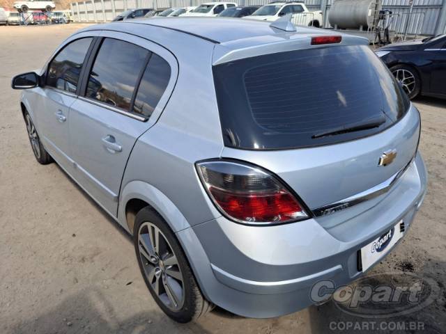 2011 CHEVROLET VECTRA HATCH 