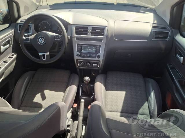 2015 VOLKSWAGEN SPACEFOX 