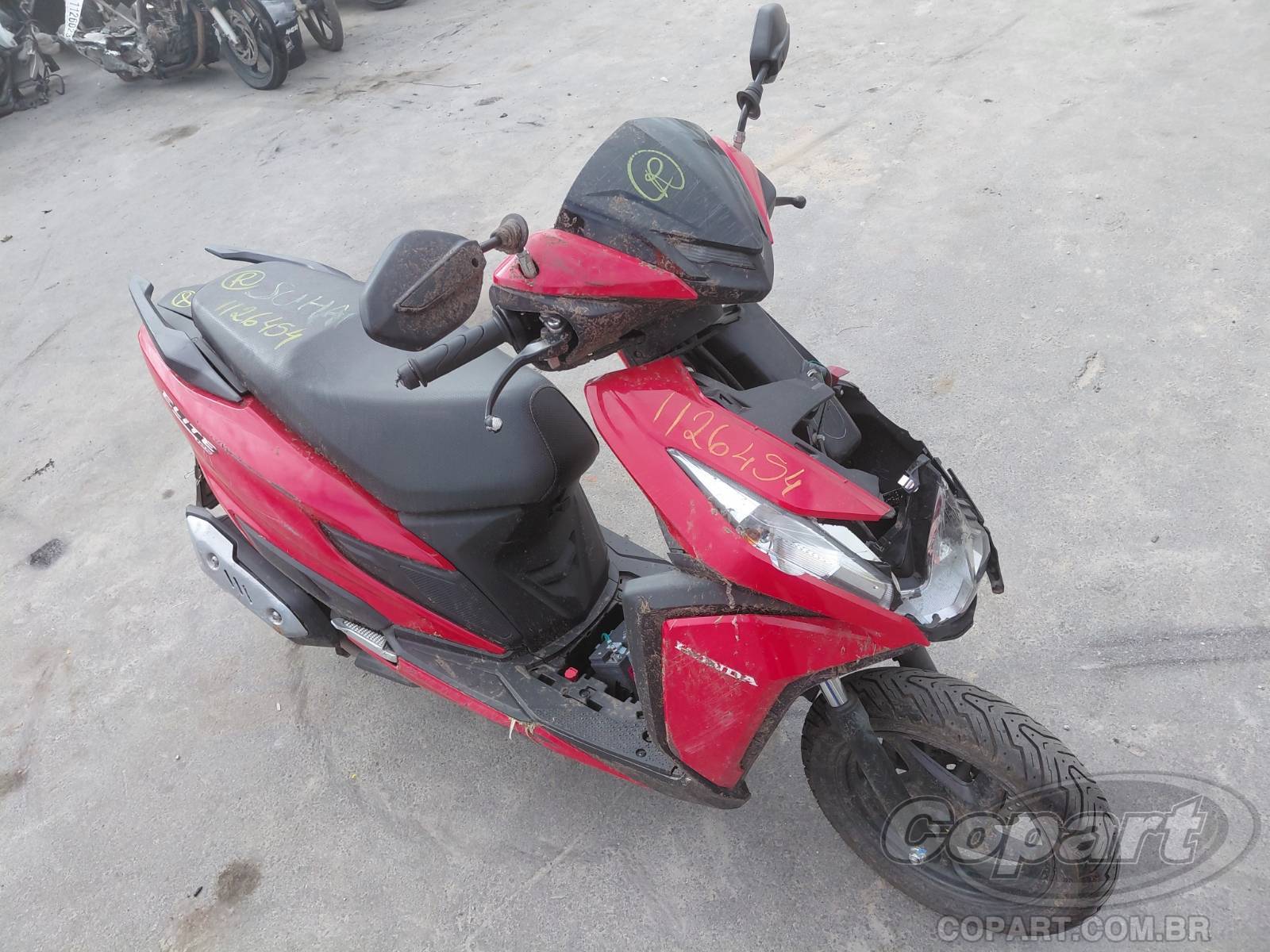 Honda Elite 2025 em leilão