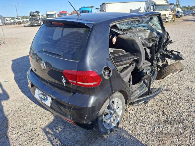 2015 VOLKSWAGEN FOX 