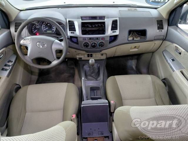 2013 TOYOTA HILUX SW4 