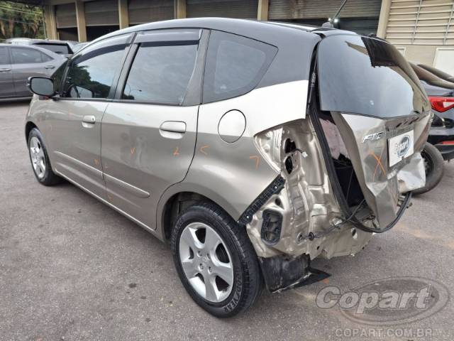 2010 HONDA FIT 