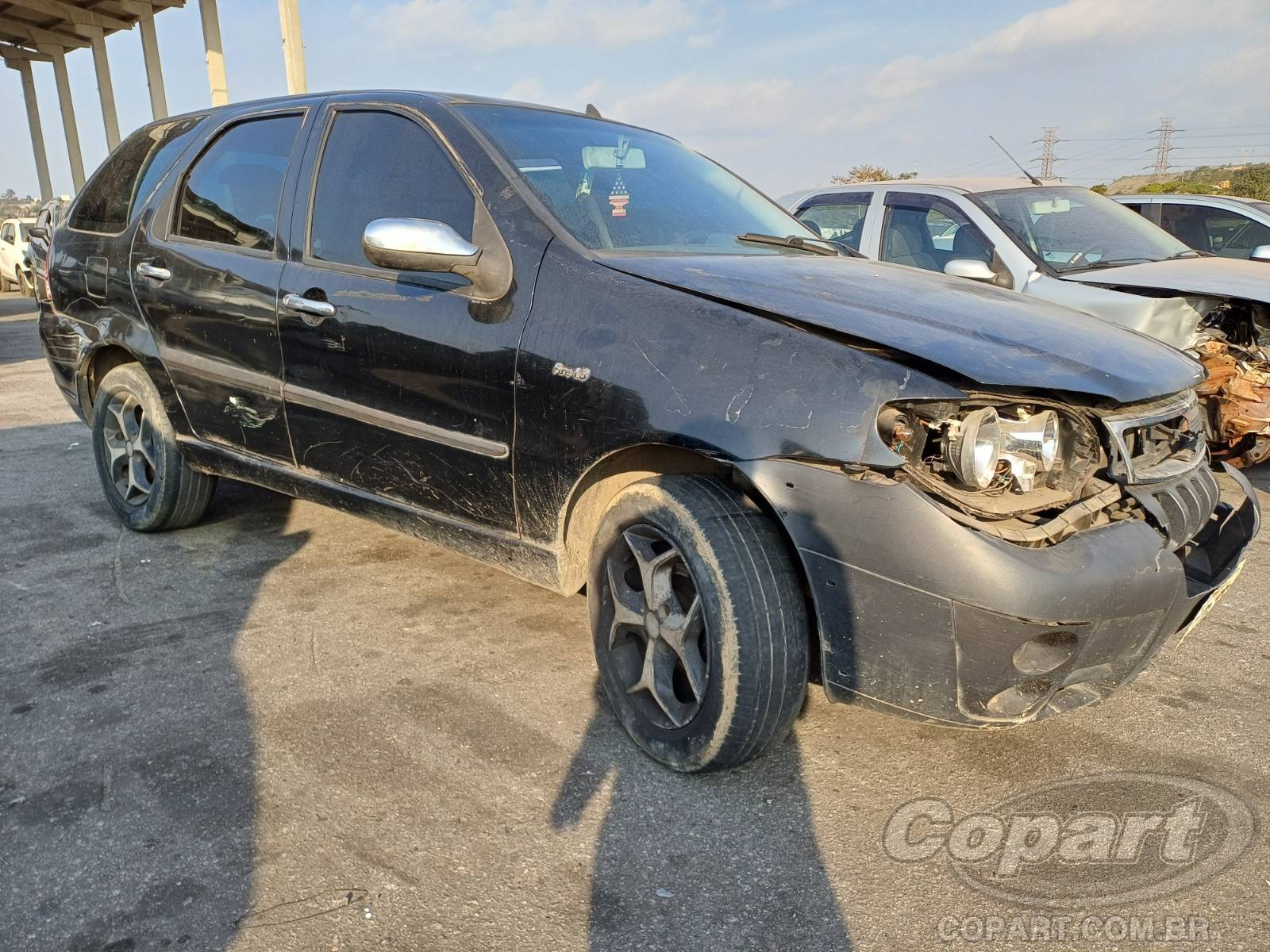 Veículo Fiat Palio Fiat Palio Weekend ELX 1.3 2005 Colisão Frontal 2005 em leilão