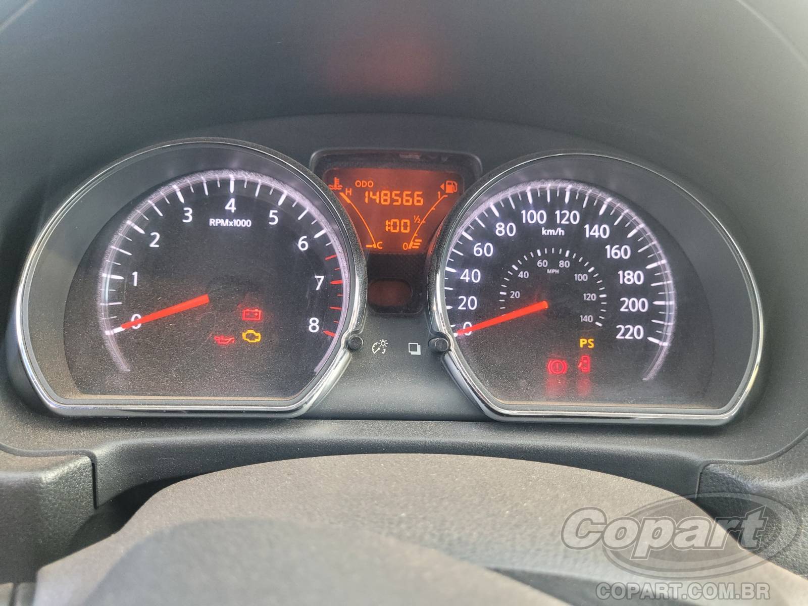 2014 NISSAN VERSA — foto 8 de 10