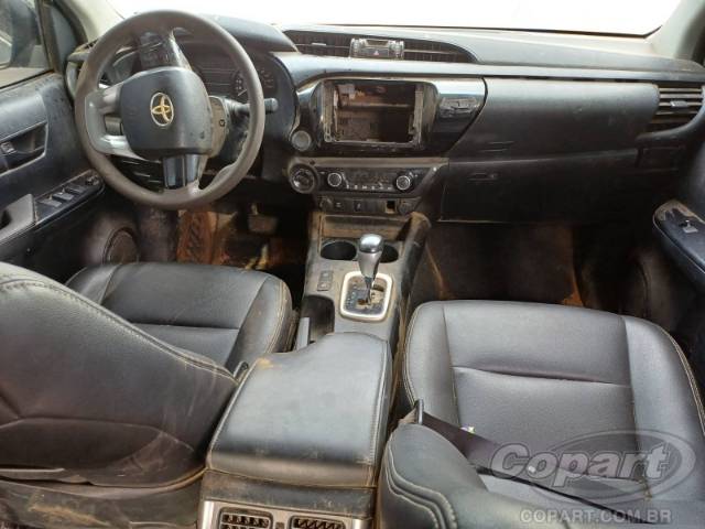 2017 TOYOTA HILUX CD 