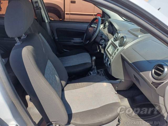 2011 FORD FIESTA 