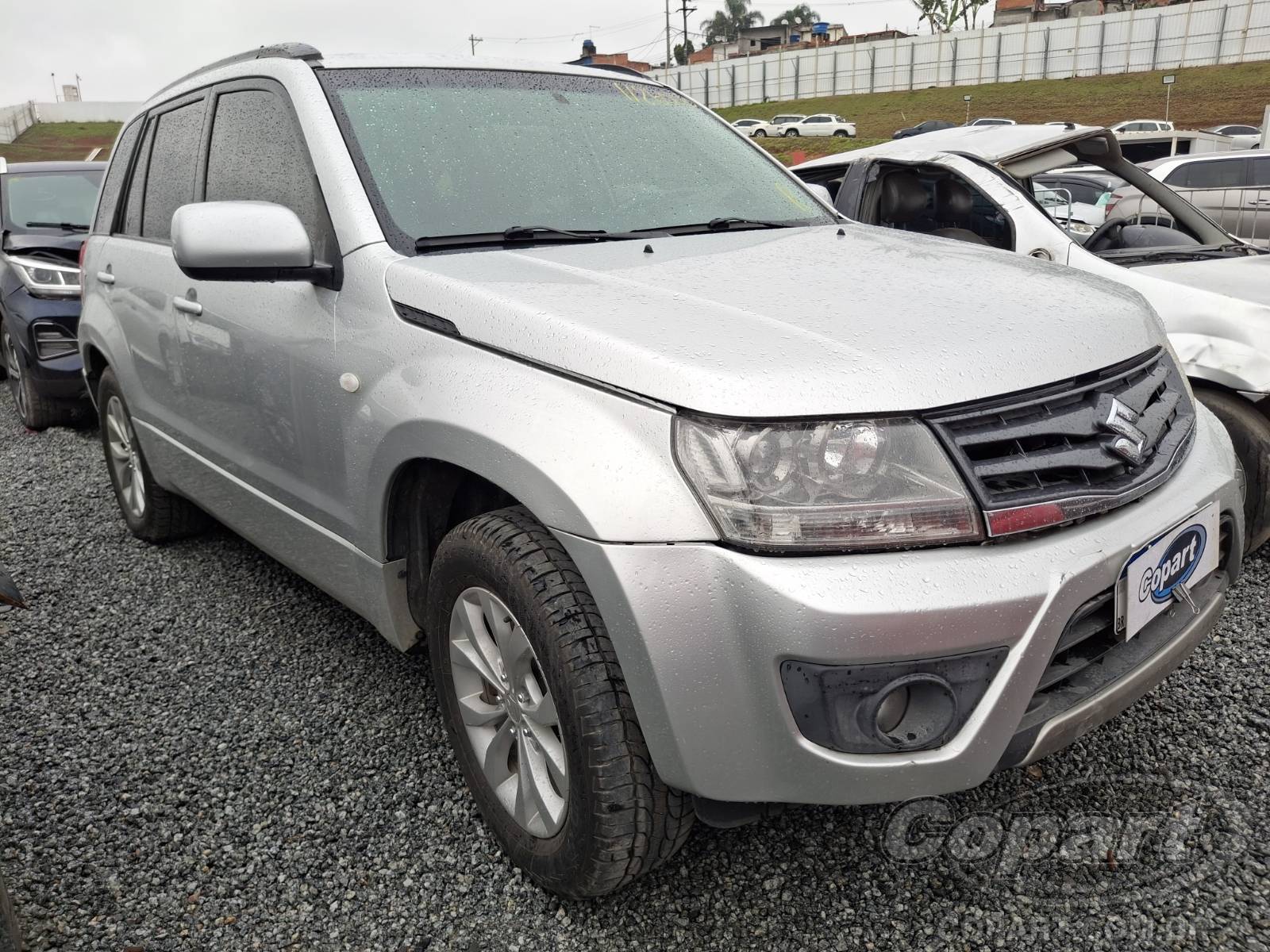 SUZUKI GRAND VITARA 2013 SUV Pequenos
