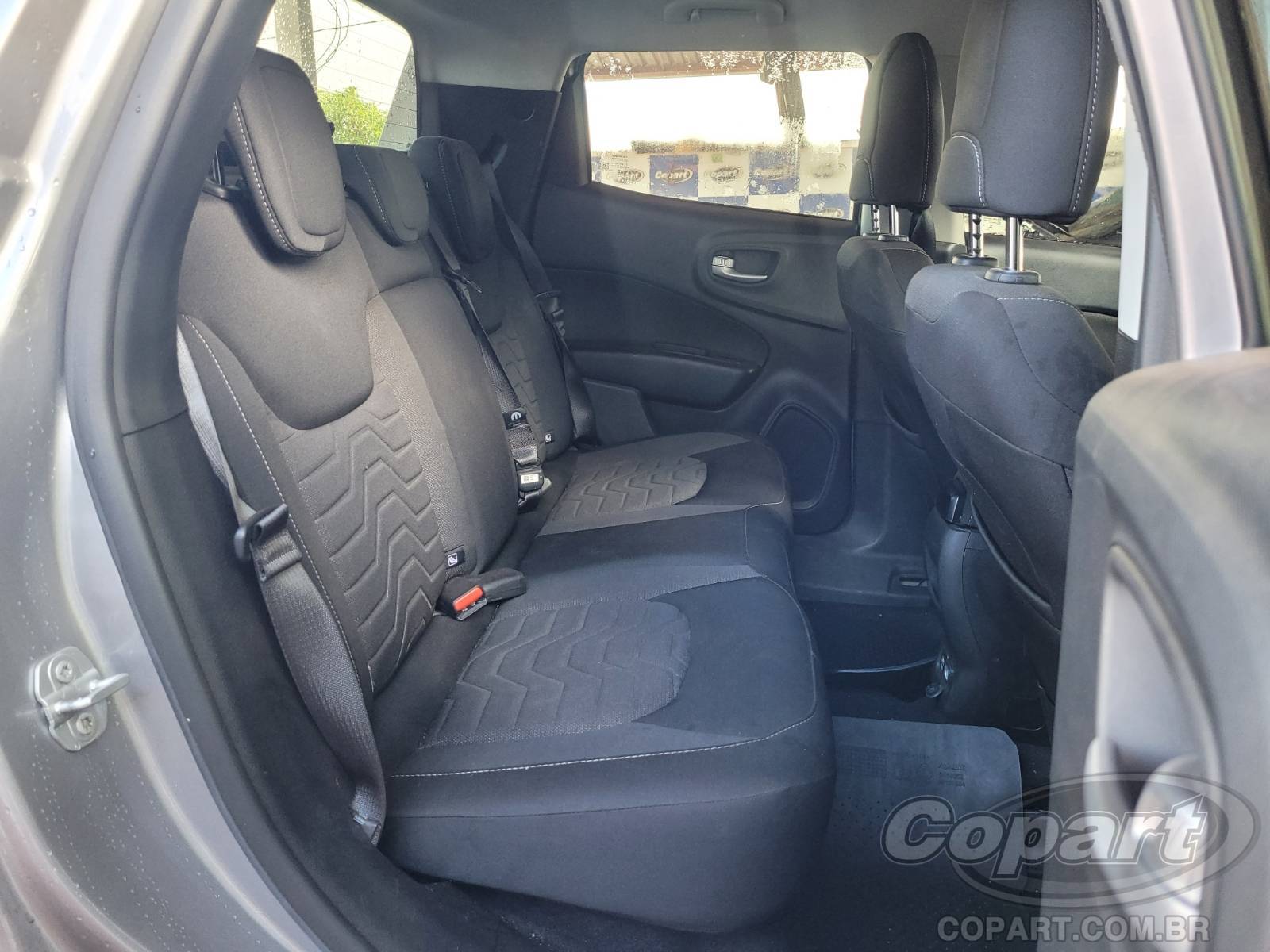 2025 FIAT TORO — foto 6 de 10