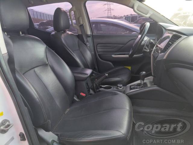 2023 MITSUBISHI L200 TRITON 