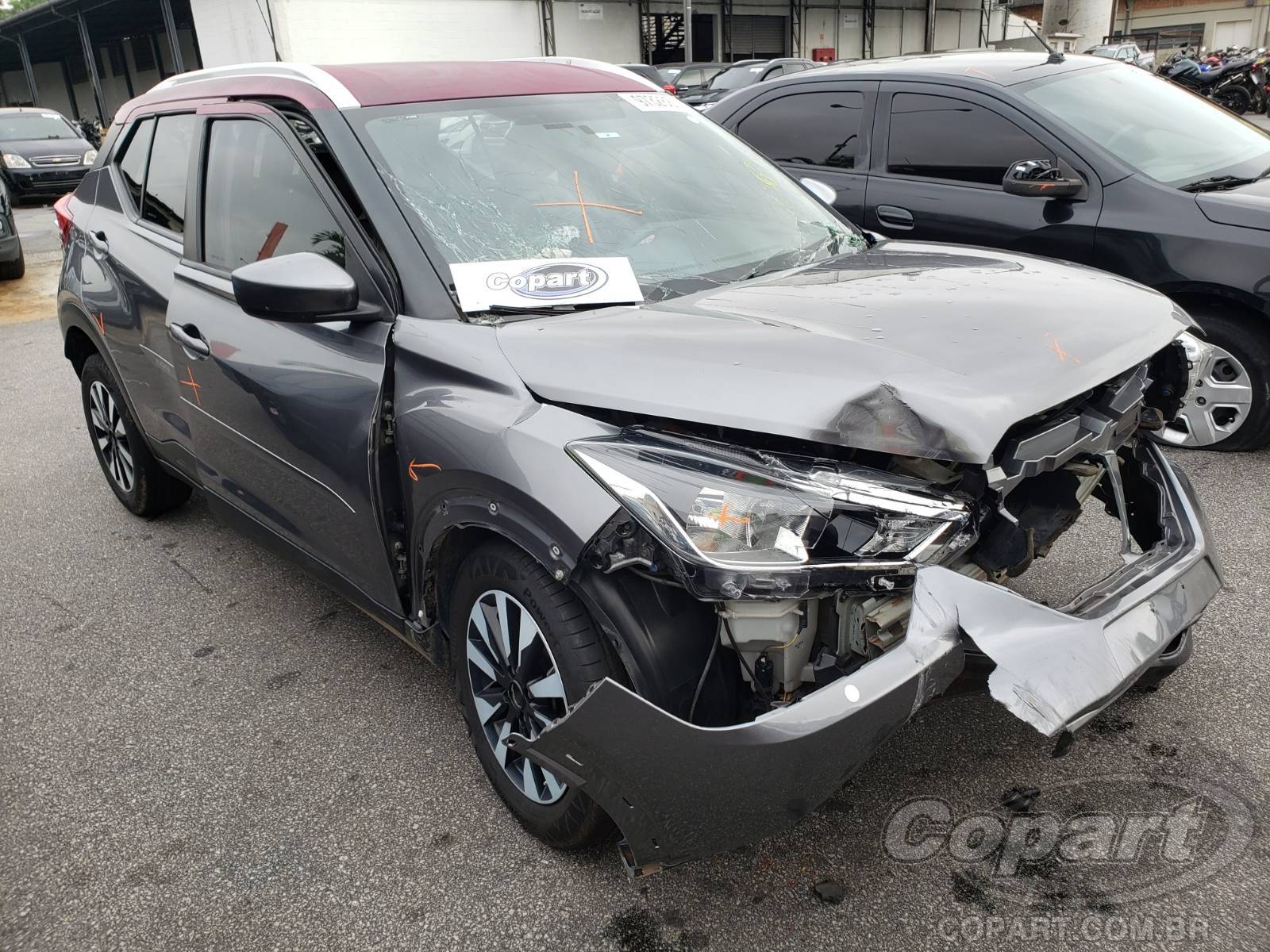 Nissan Kicks S CVT 1.6 16V 2018 Médio Dano Frontal