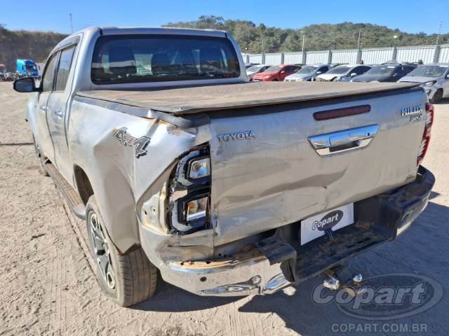 2021 TOYOTA HILUX CD 