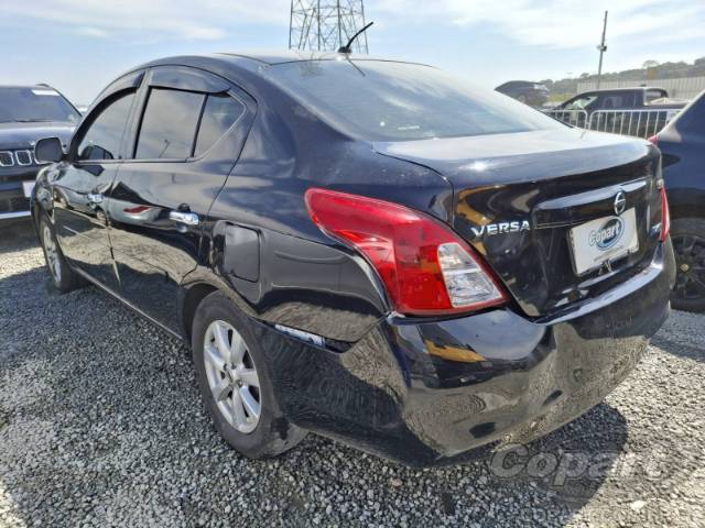 2014 NISSAN VERSA 