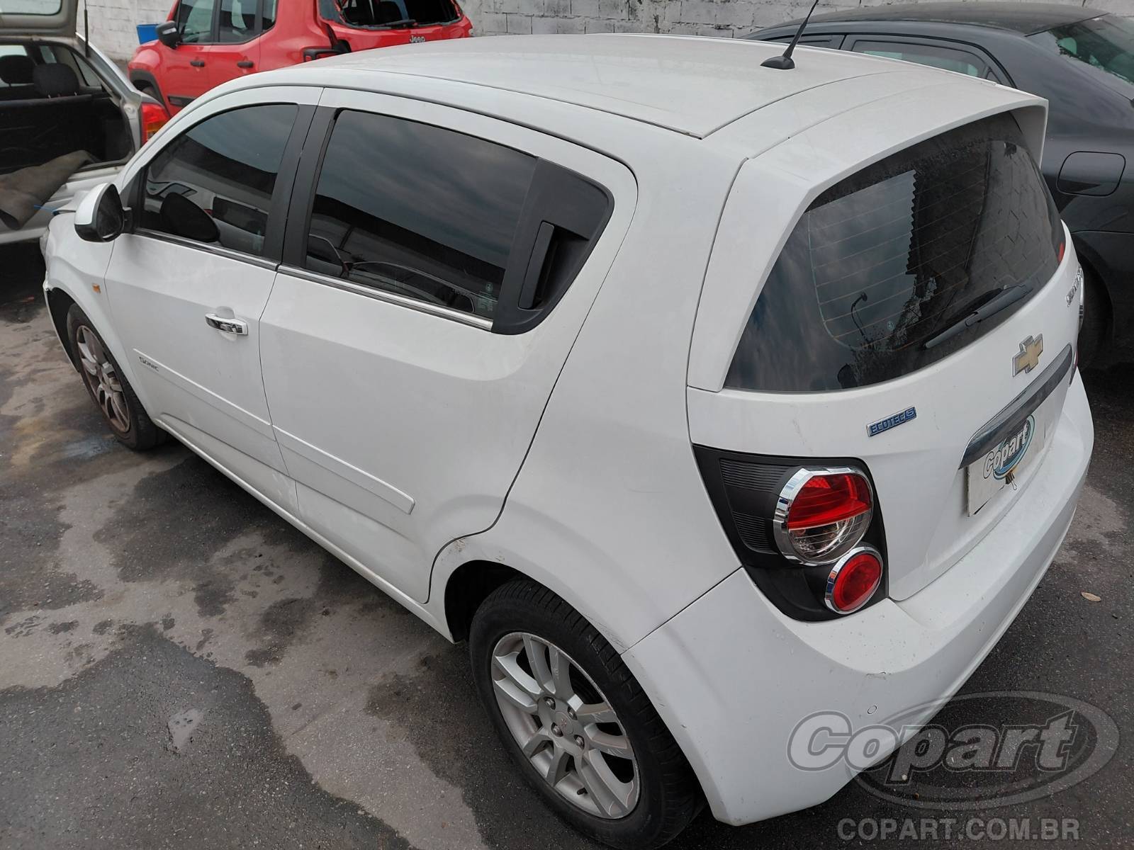 2014 CHEVROLET SONIC — foto 3 de 10